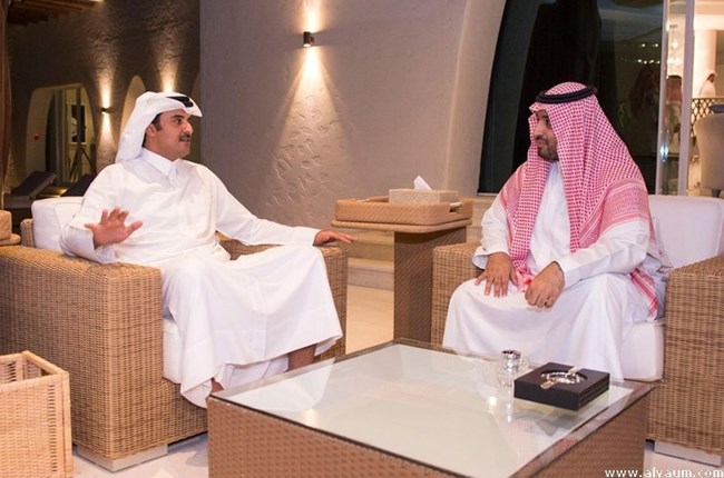 أمير قطر يعقد اجتماعا مع محمد بن سلمان للبحث في تطورات الأوضاع في المنطقة
