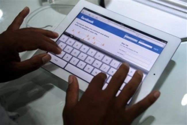موقع Facebook قد يساعدك على التخلص من التدخين