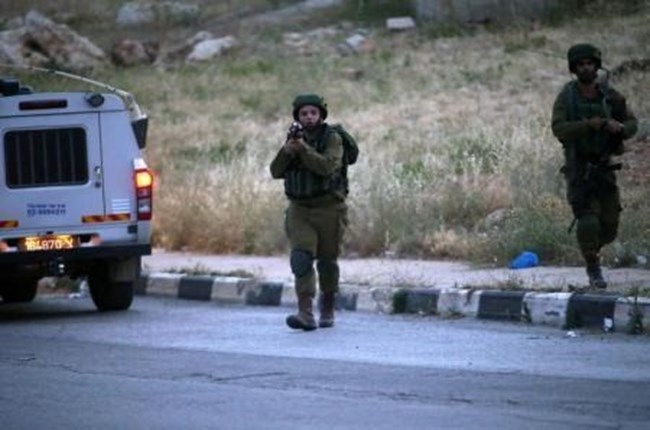 الجيش الإسرائيلي جنود يقتلون سائقا فلسطينيا صدم جنودا في الضفة الغربية