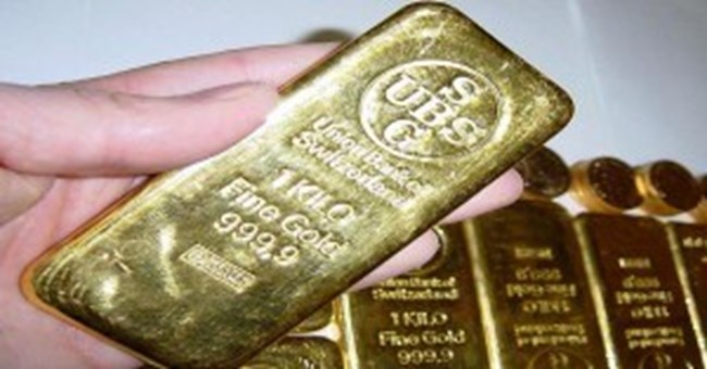 الذهب يهبط لأدنى مستوى في أسبوعين مع ارتفاع الدولار